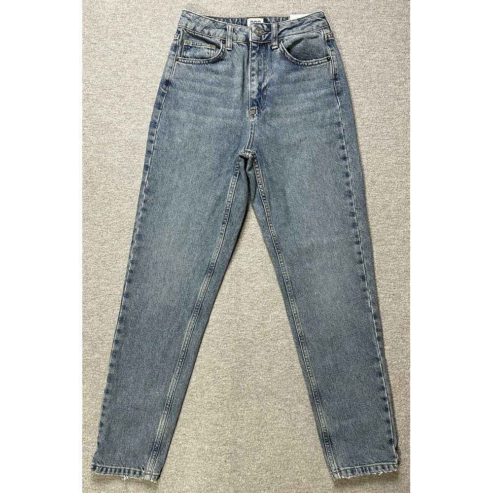BDG Urban Outfitters Women's‎ Mom High Rise Jeans Size 26w 32L Tapered Fit NWT
